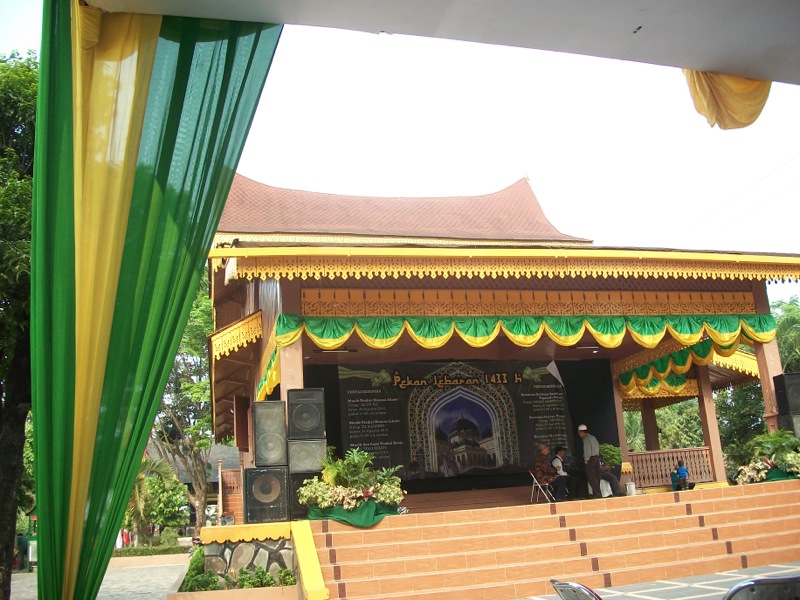 Loading Image